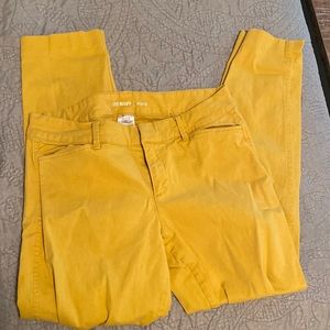 Old navy low rise pixie pants